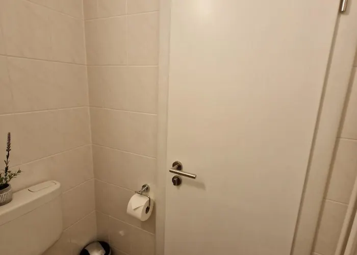 Zentrale Und Komfortable Апартаменты Лейпциг