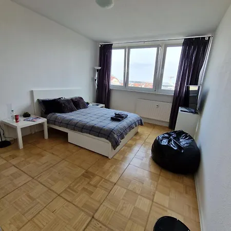 Apartment Zentrale Und Komfortable *