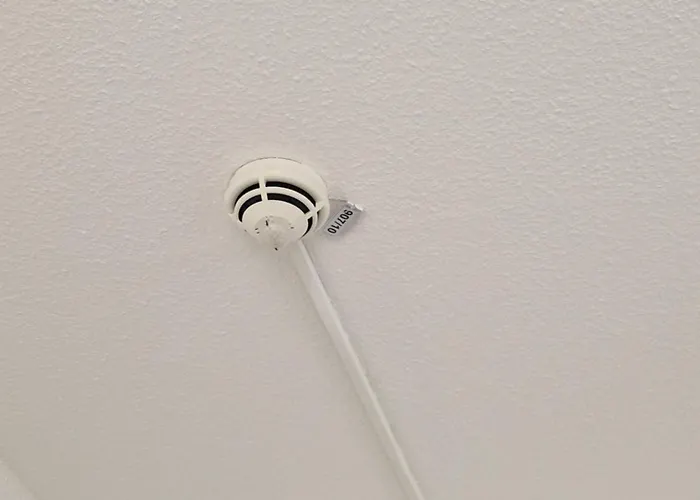 Zentrale Und Komfortable شقة